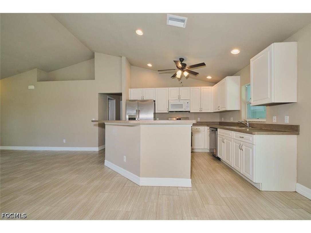 235 SW 12th Street Cape Coral FL 33991 2026023706 image8