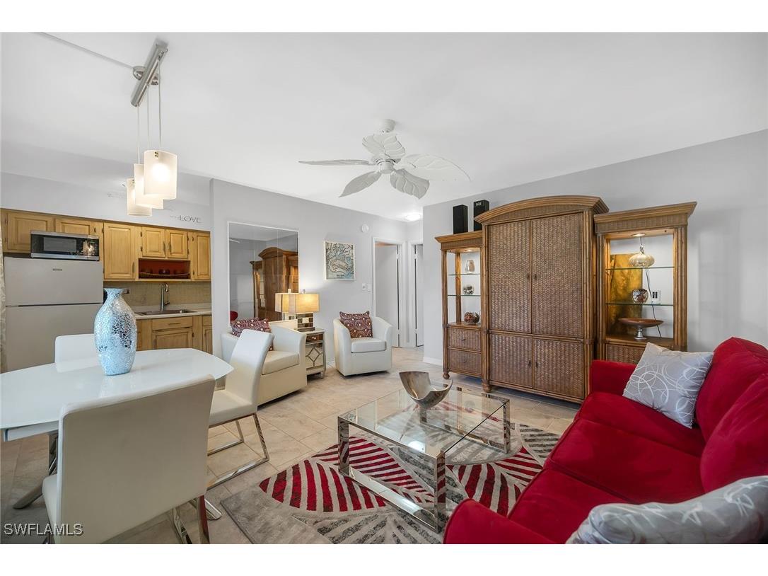 235 Seaview Court #B2 Marco Island FL 34145 226003386 image3