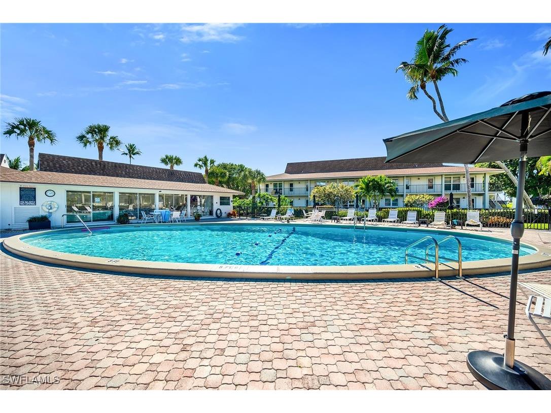 235 Seaview Court #B2 Marco Island FL 34145 226003386 image35