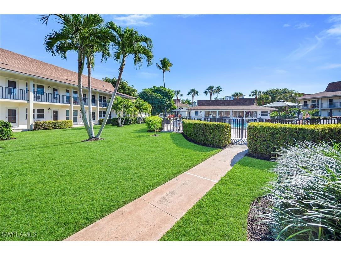 235 Seaview Court #B2 Marco Island FL 34145 226003386 image37