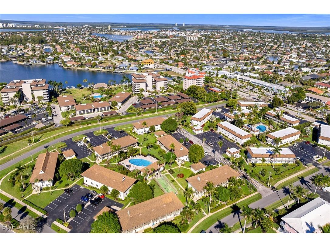 235 Seaview Court #B2 Marco Island FL 34145 226003386 image47