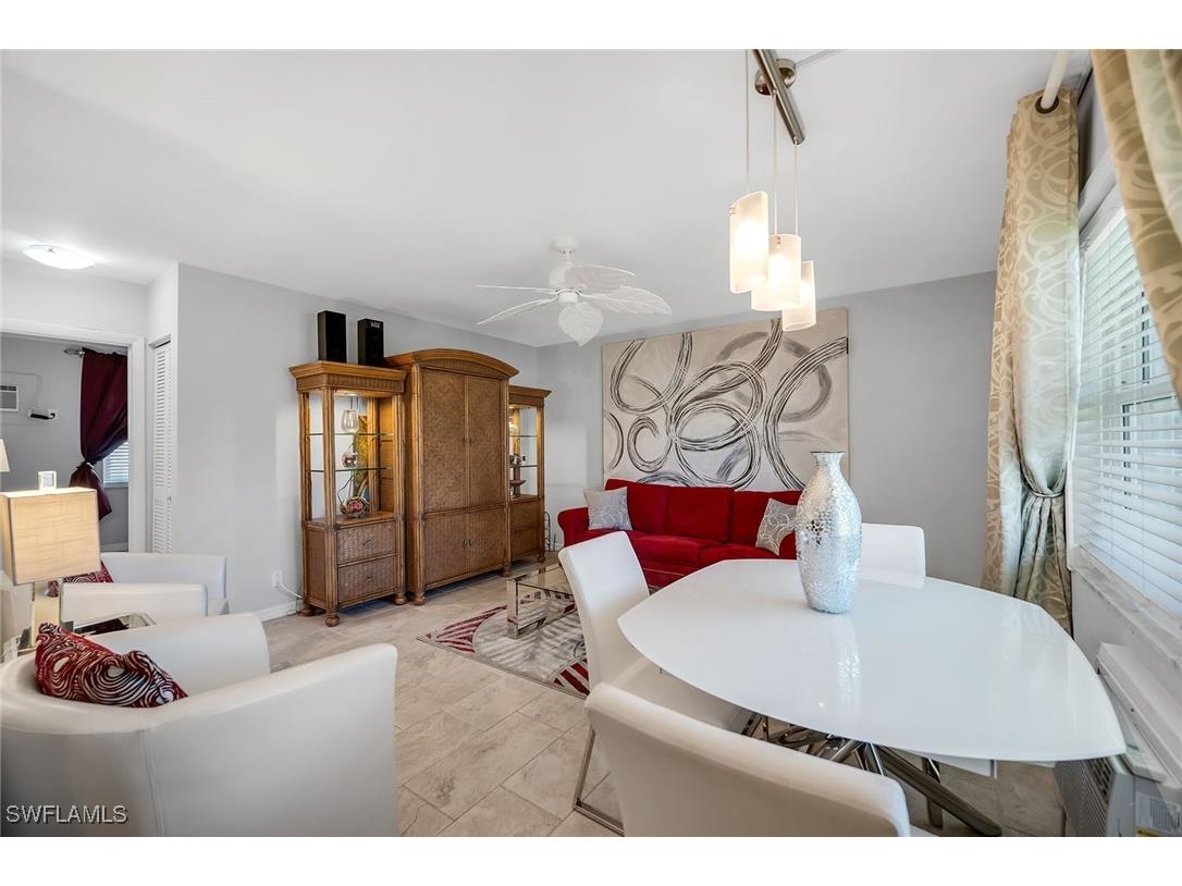 235 Seaview Court #B2 Marco Island FL 34145 226003386 image8