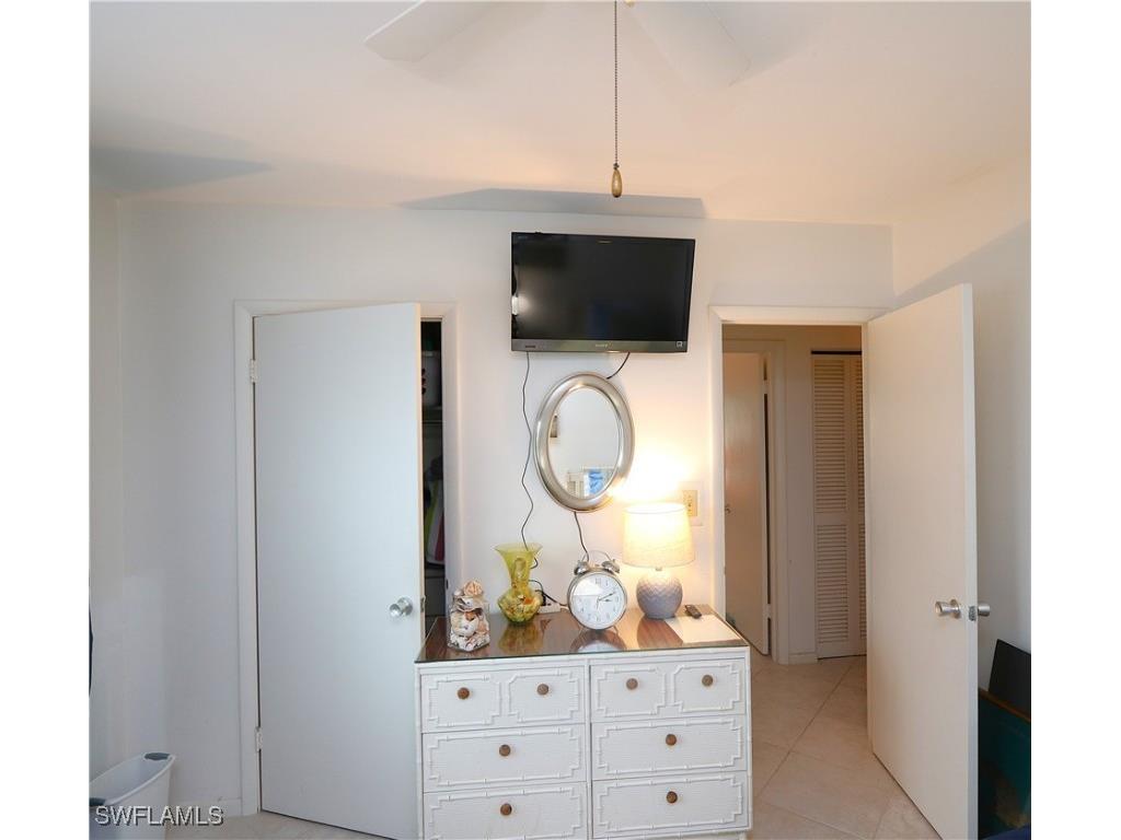 235 Seaview Court #B5 Marco Island FL 34145 225083359 image13