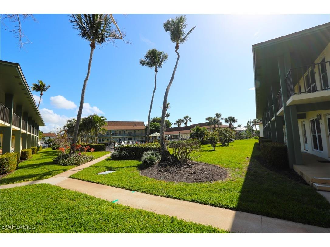 235 Seaview Court #B5 Marco Island FL 34145 225083359 image22