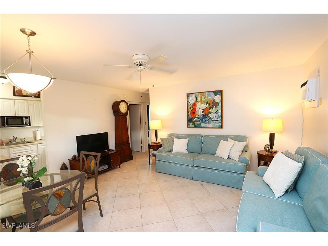 235 Seaview Court #B5 Marco Island FL 34145 225083359 image3