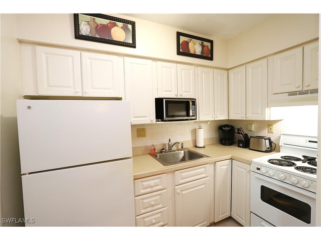 235 Seaview Court #B5 Marco Island FL 34145 225083359 image7