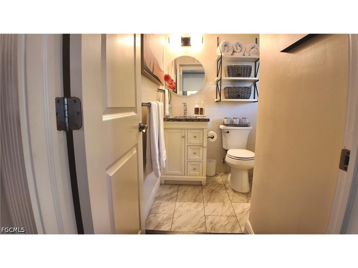 235 Seaview Court #C8 Marco Island FL 34145 2026013989 image15