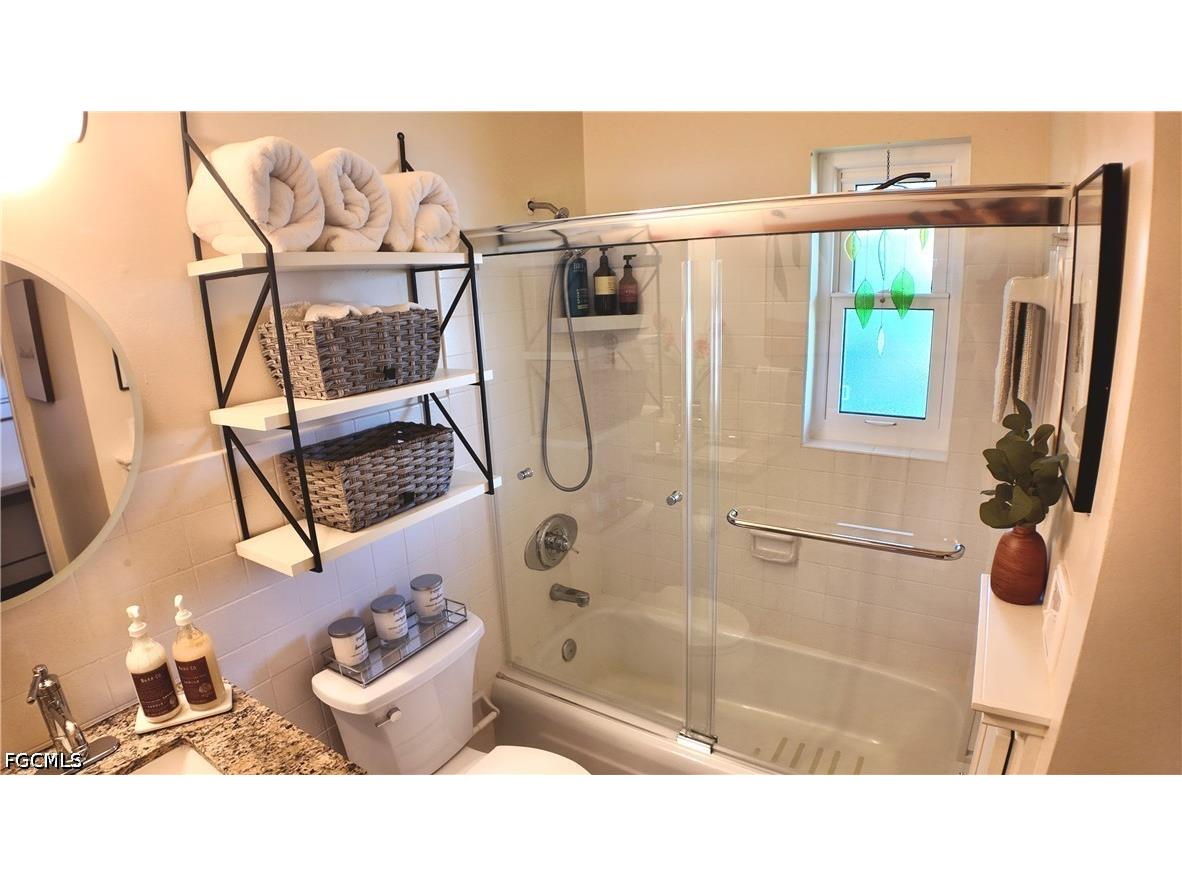 235 Seaview Court #C8 Marco Island FL 34145 2026013989 image16
