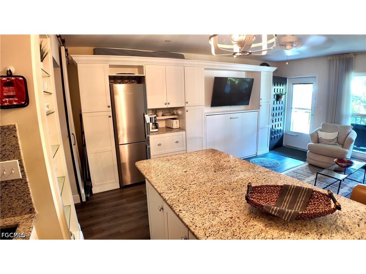 235 Seaview Court #C8 Marco Island FL 34145 2026013989 image3