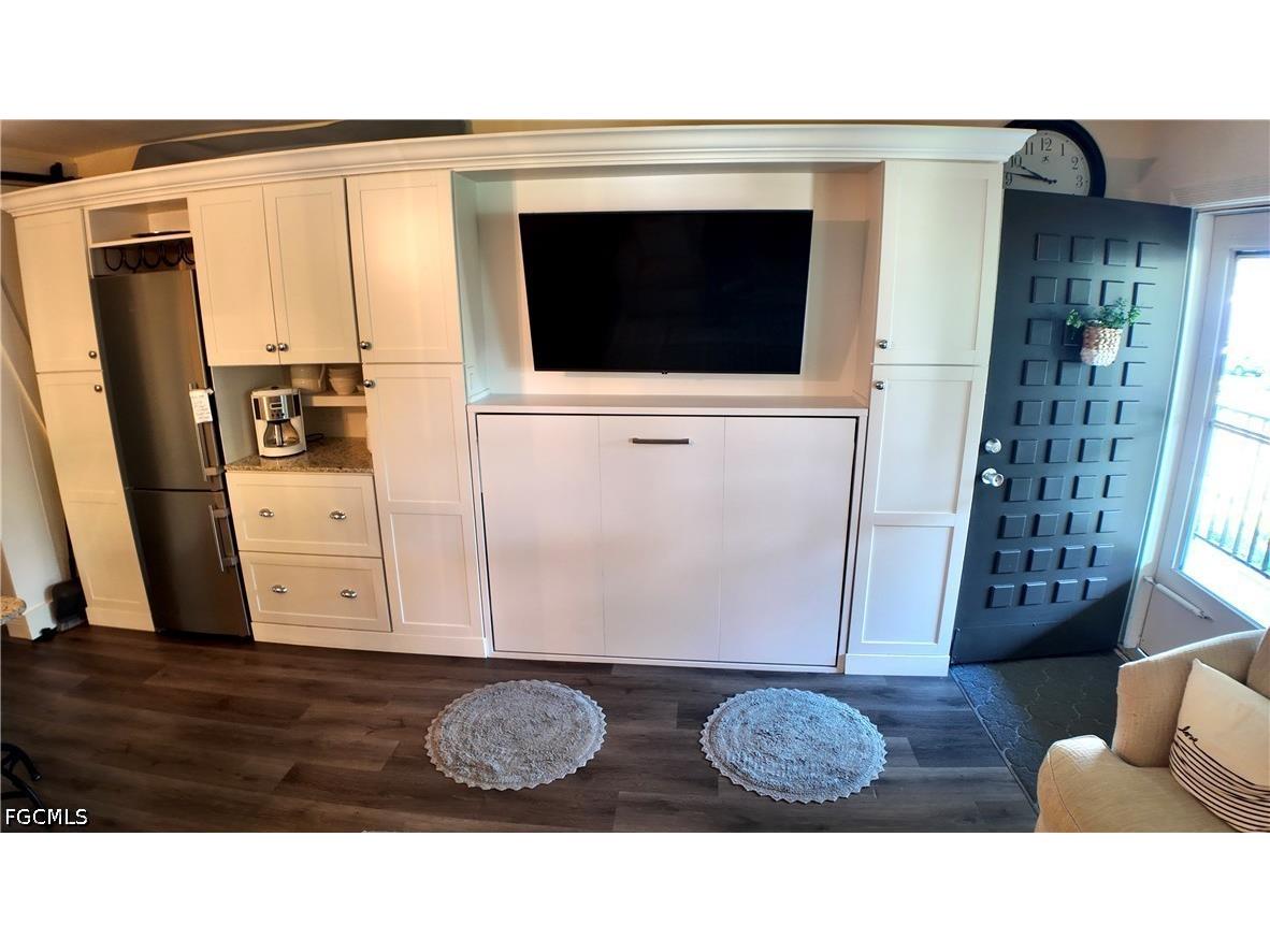 235 Seaview Court #C8 Marco Island FL 34145 2026013989 image8