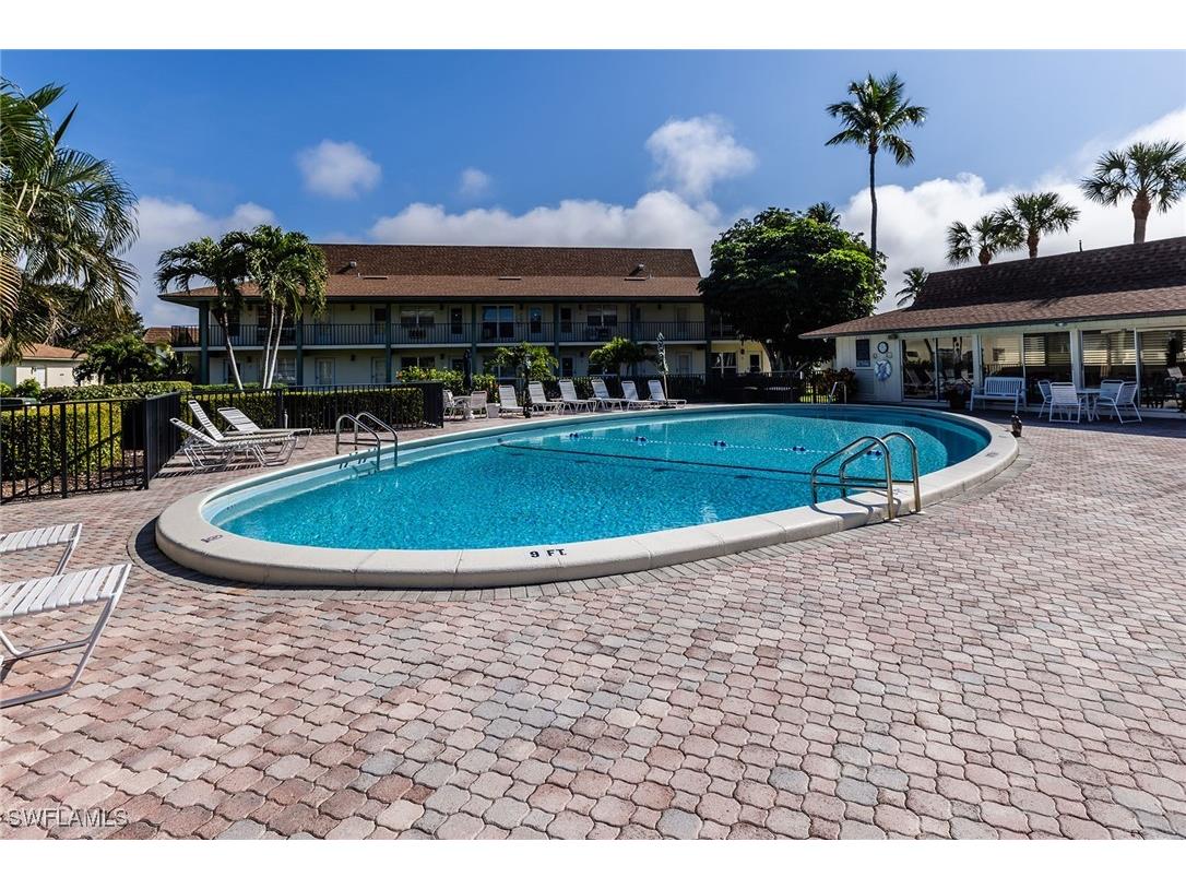 235 Seaview Court #G1 Marco Island FL 34145 225075304 image10