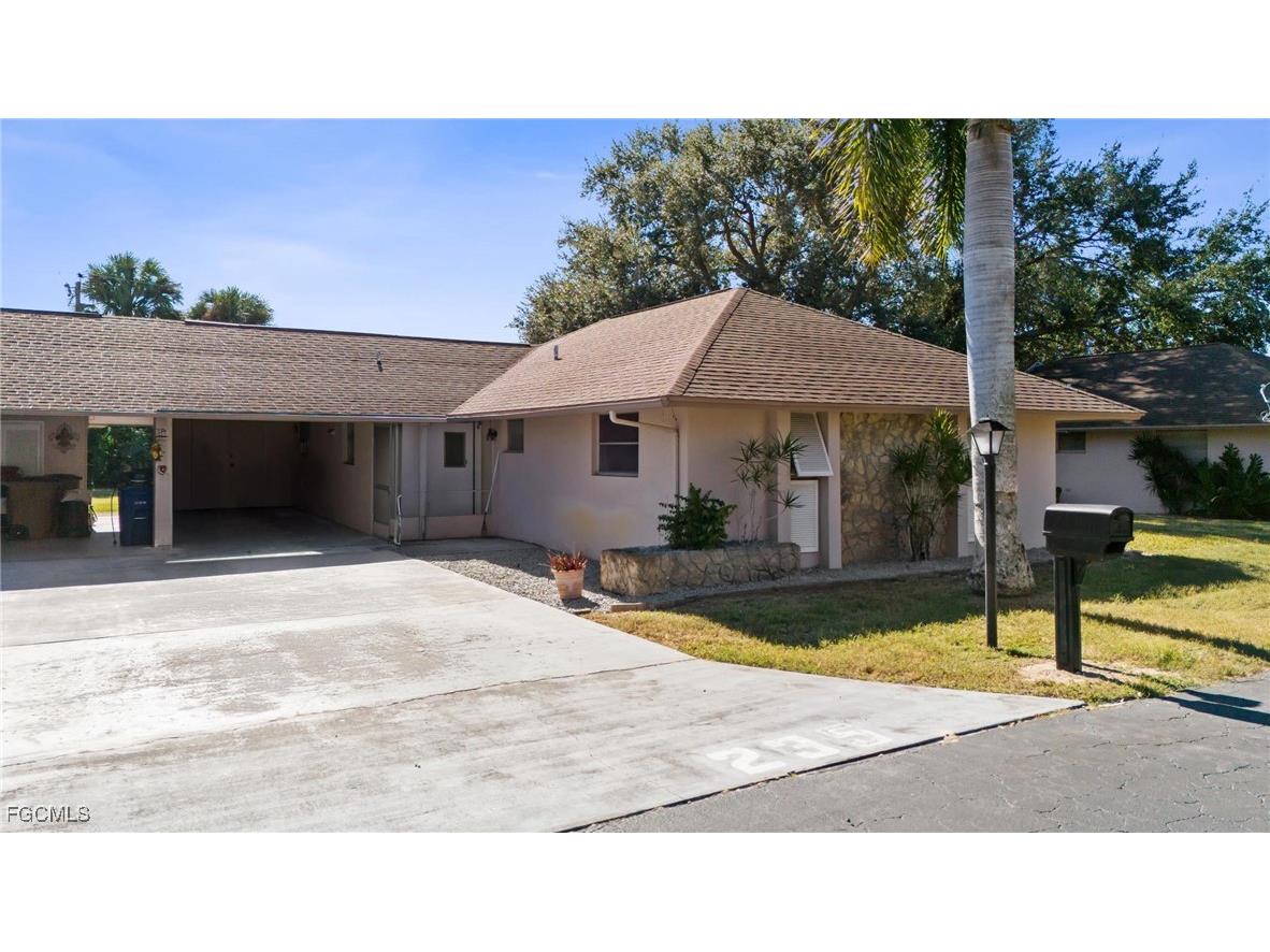 235 Thistle Court Lehigh Acres FL 33936 2025020961 image1