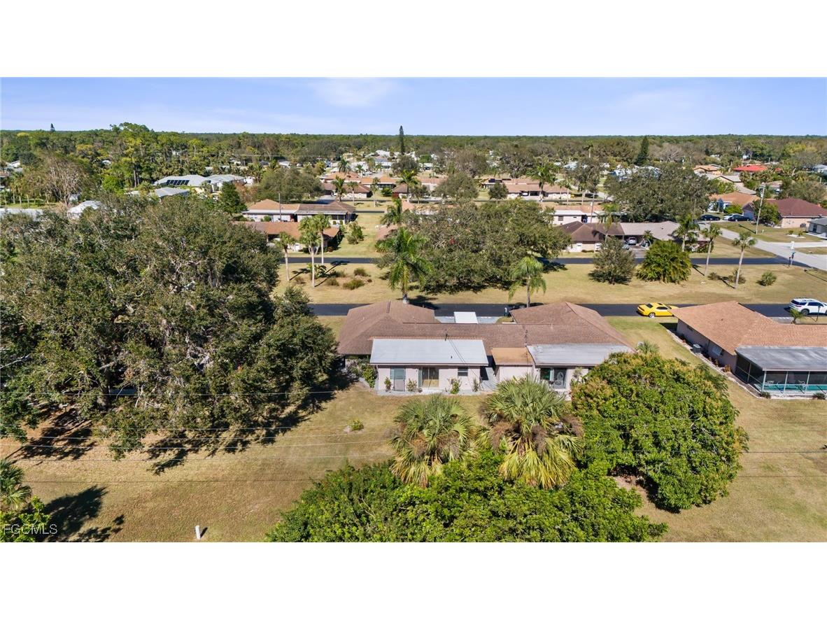 235 Thistle Court Lehigh Acres FL 33936 2025020961 image33