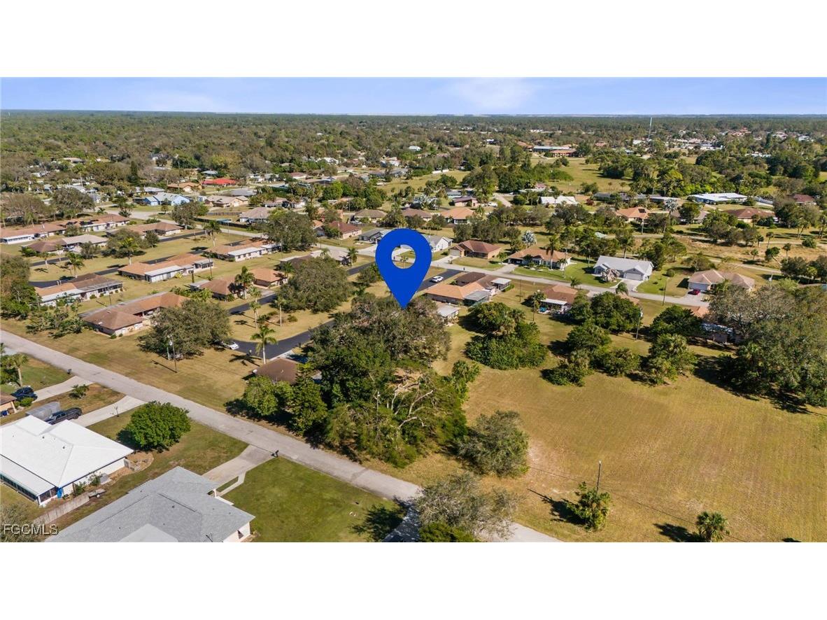 235 Thistle Court Lehigh Acres FL 33936 2025020961 image35