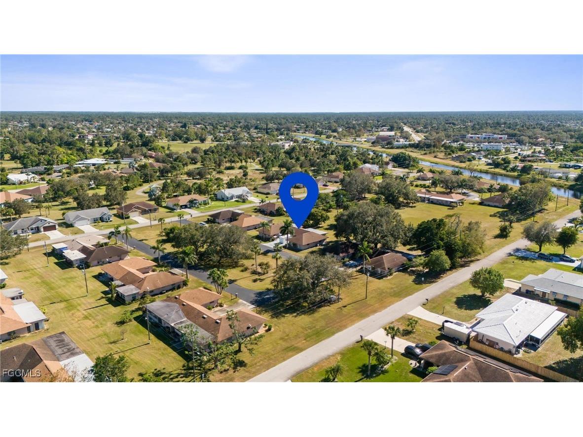 235 Thistle Court Lehigh Acres FL 33936 2025020961 image5