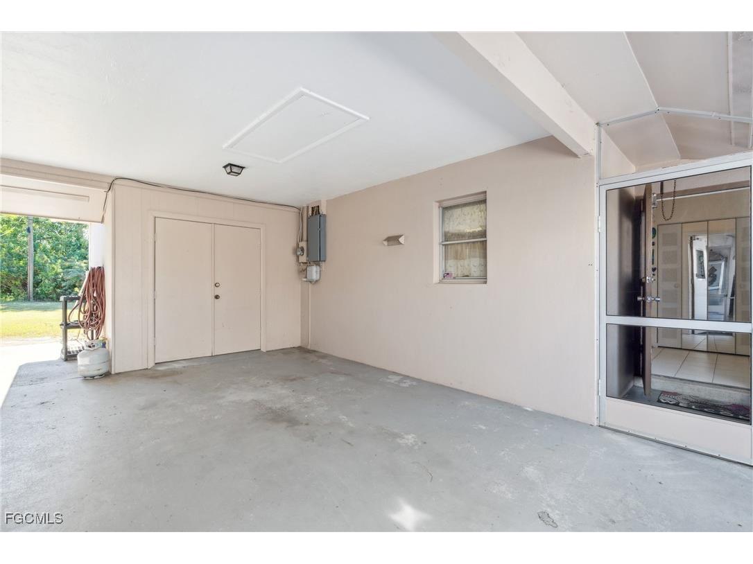 235 Thistle Court Lehigh Acres FL 33936 2025020961 image7