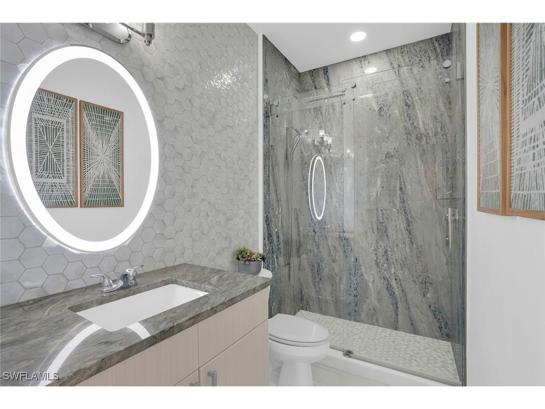 2350 Carrington Court #7-202 Naples FL 34109 226000834 image25