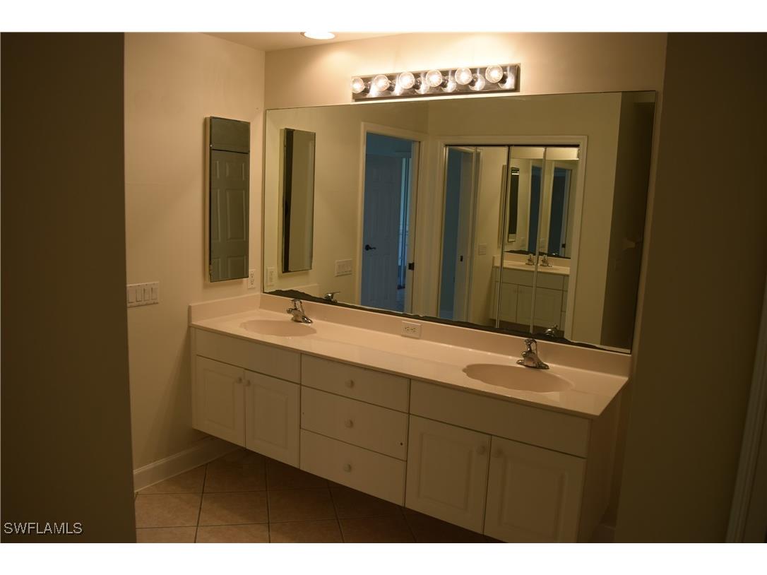 2350 Hidden Lake Court #8513 Naples FL 34112 226001218 image16