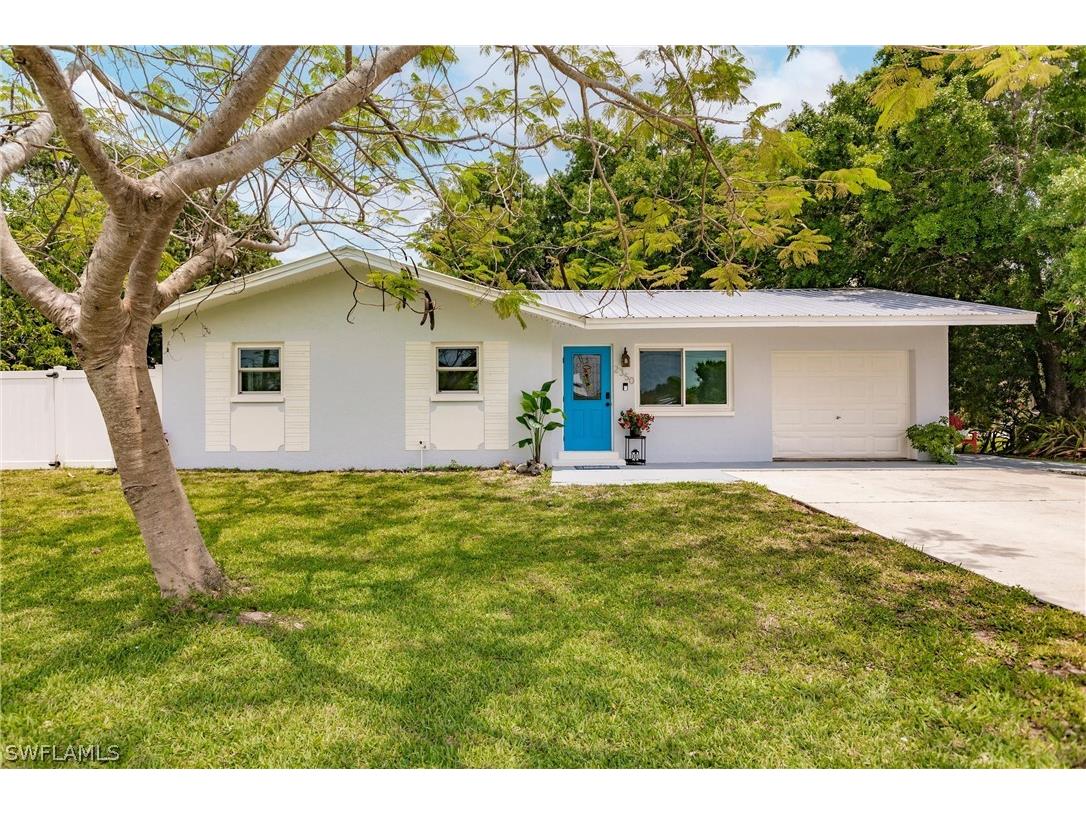 2350 Poinciana Boulevard Fort Myers FL 33905 224042647 image1
