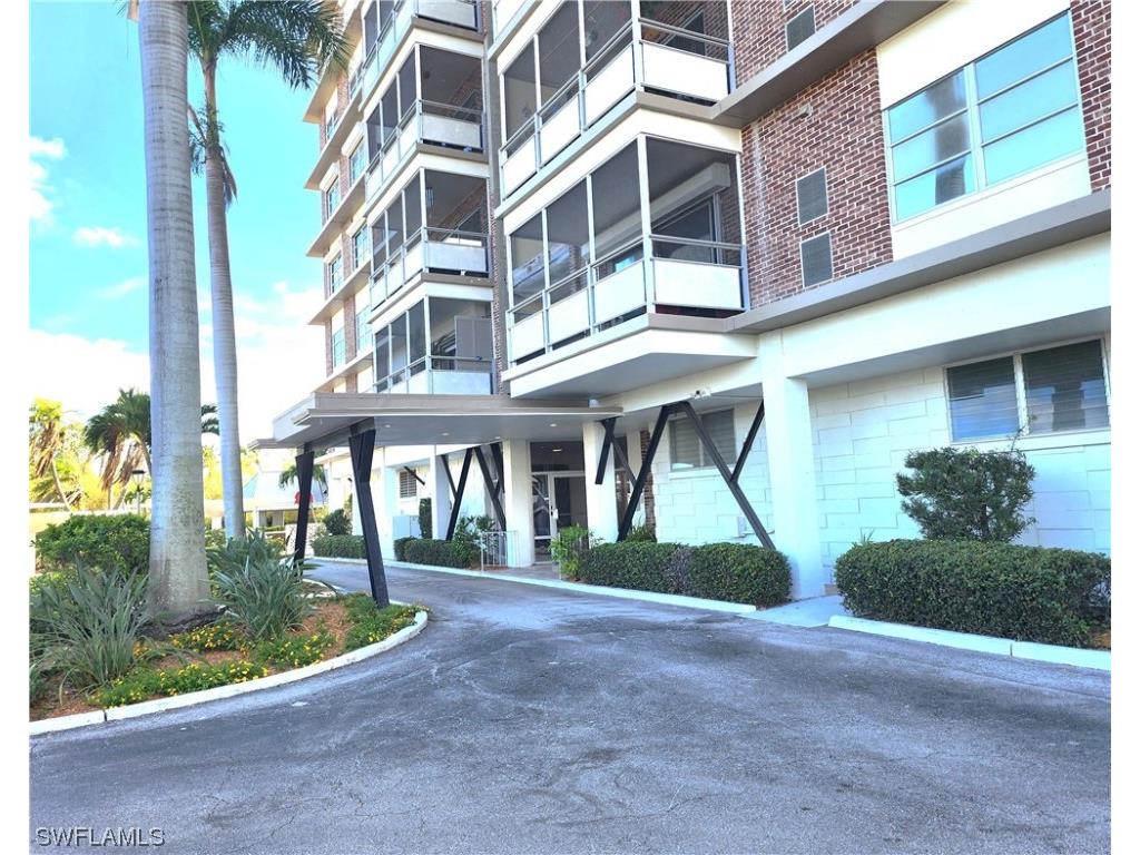 2350 W 1st Street #303 Fort Myers FL 33901 223034090 image1