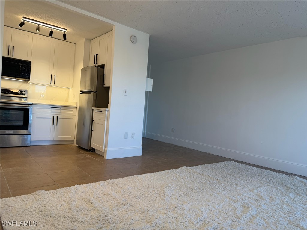 2350 W 1st Street #303 Fort Myers FL 33901 226000895 image5