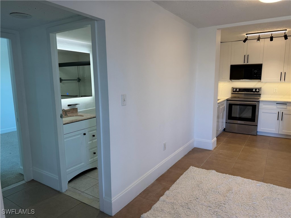 2350 W 1st Street #303 Fort Myers FL 33901 226000895 image6