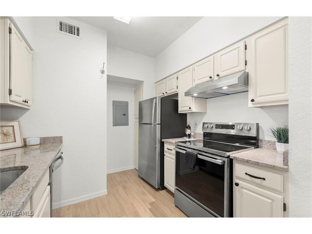 23500 Walden Center Drive #206 Estero FL 34134 226010900 image12