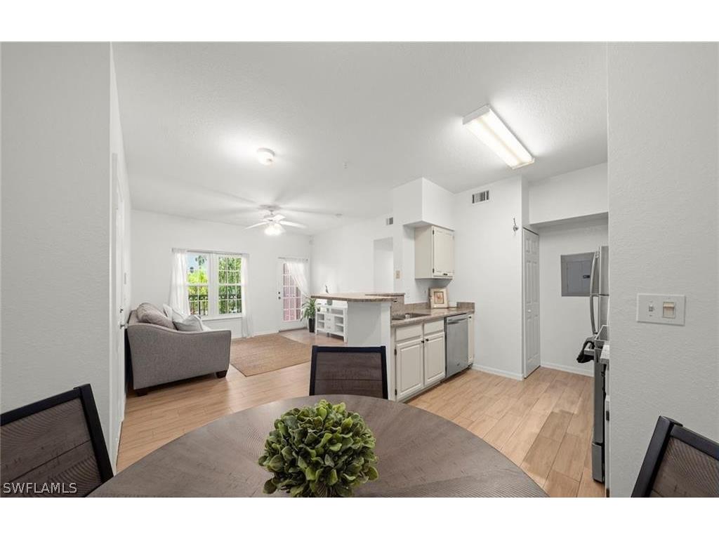 23500 Walden Center Drive #206 Estero FL 34134 226010900 image16