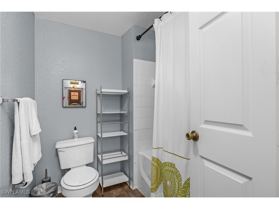 23500 Walden Center Drive #303 Estero FL 34134 226000543 image18
