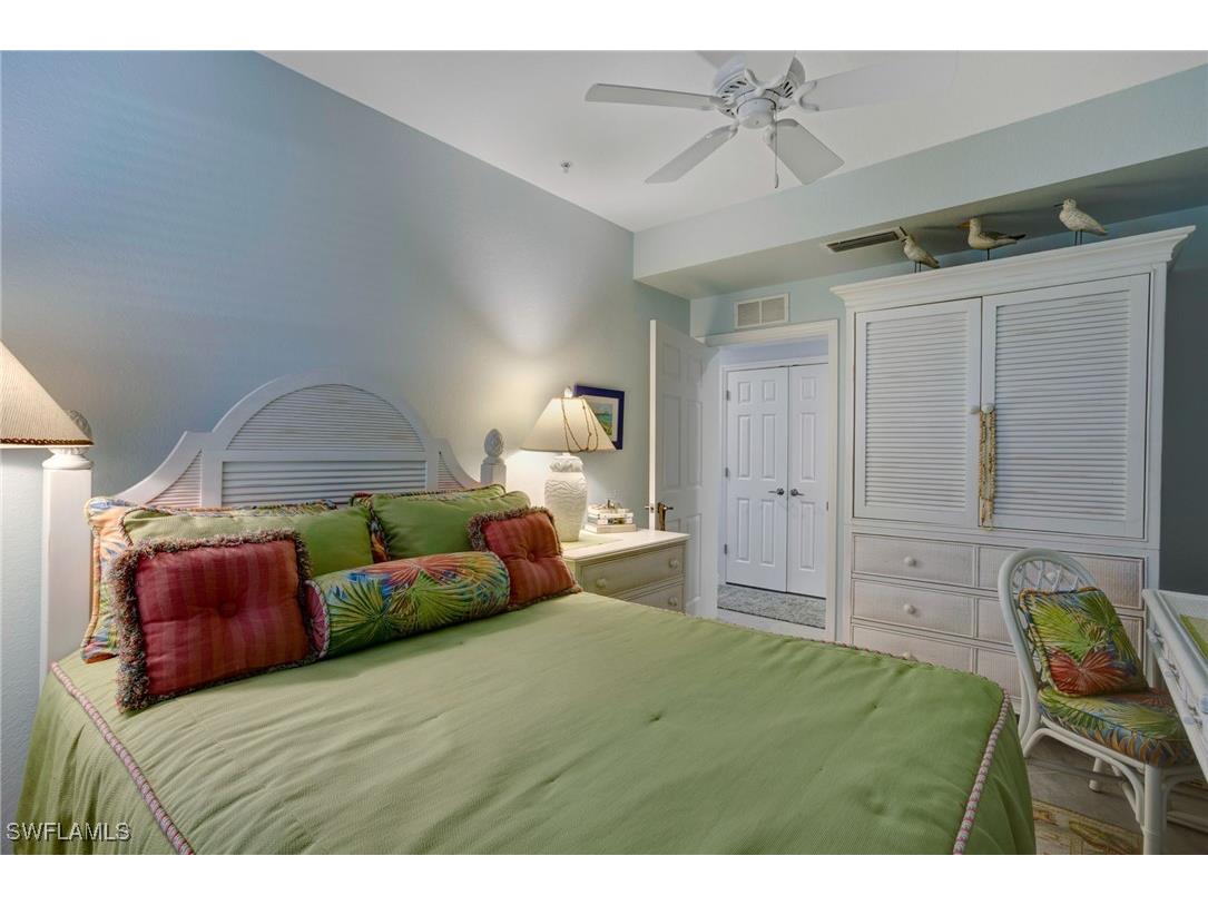 2351 Montserrat Lane #101 Naples FL 34120 226005688 image13