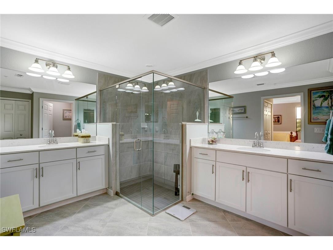 2351 Montserrat Lane #101 Naples FL 34120 226005688 image8