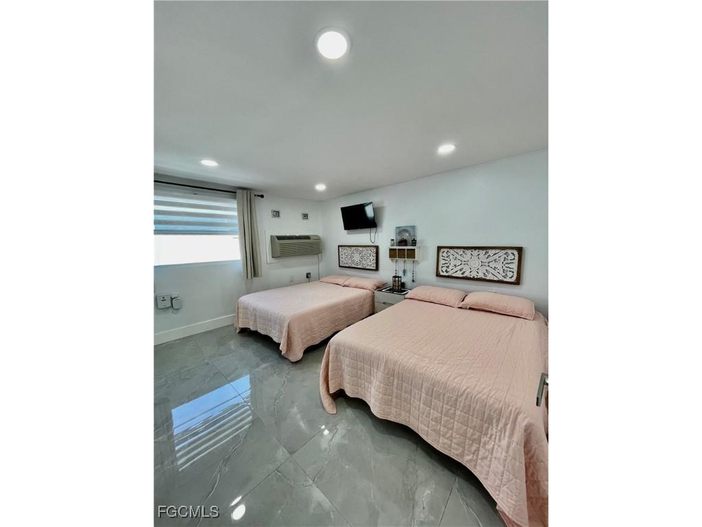 2351 Oleander Street Saint James City FL 33956 2025010667 image12