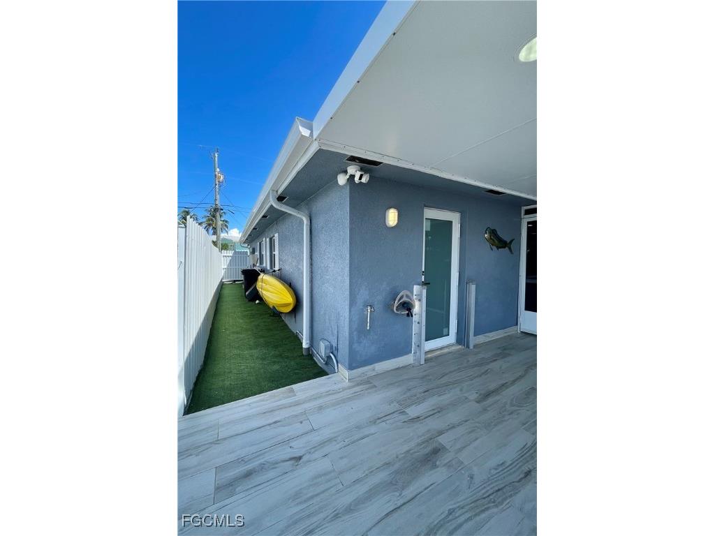 2351 Oleander Street Saint James City FL 33956 2025010667 image19