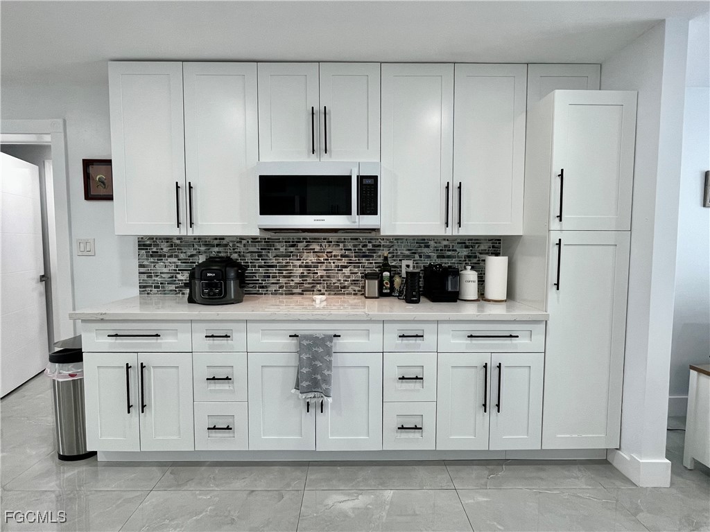 2351 Oleander Street Saint James City FL 33956 2025010667 image4