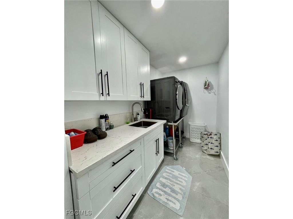 2351 Oleander Street Saint James City FL 33956 2025010667 image8