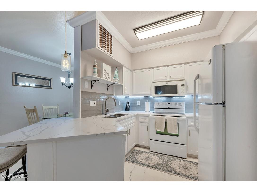 23520 Walden Center Drive #207 Estero FL 34134 226001004 image9