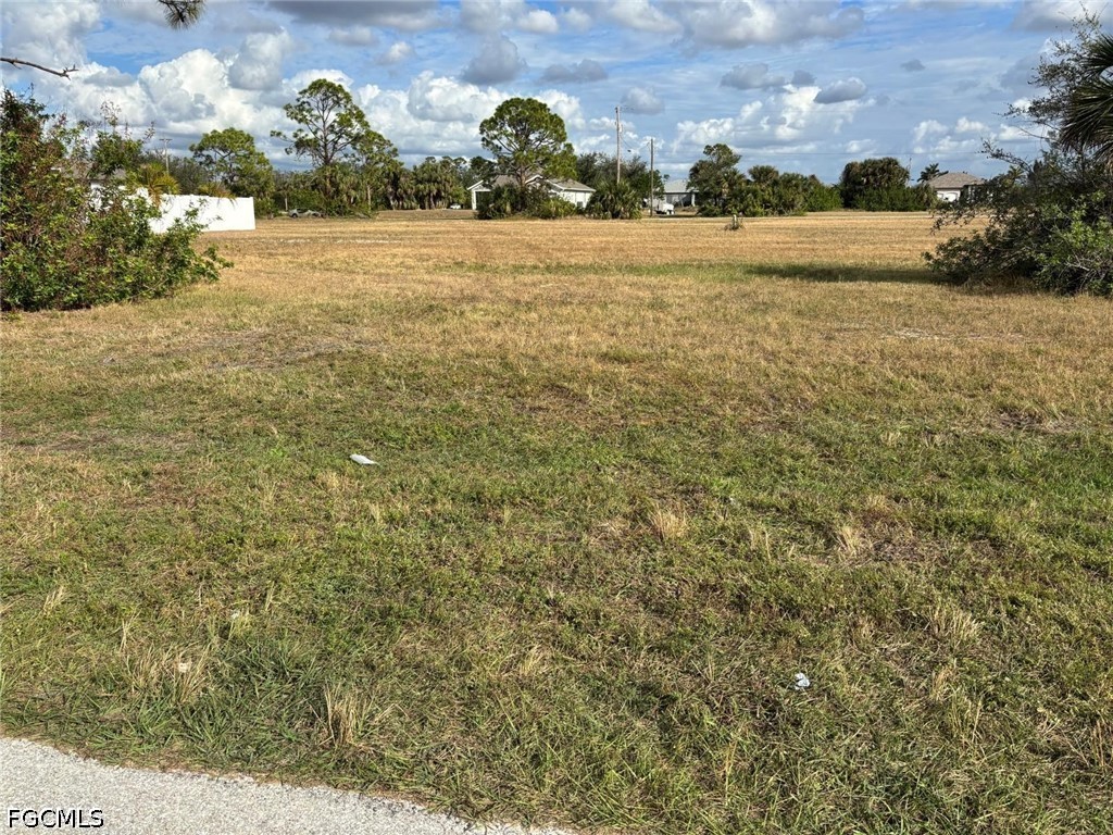 2353 NW 37th Place Cape Coral FL 33993 2026019857 image1