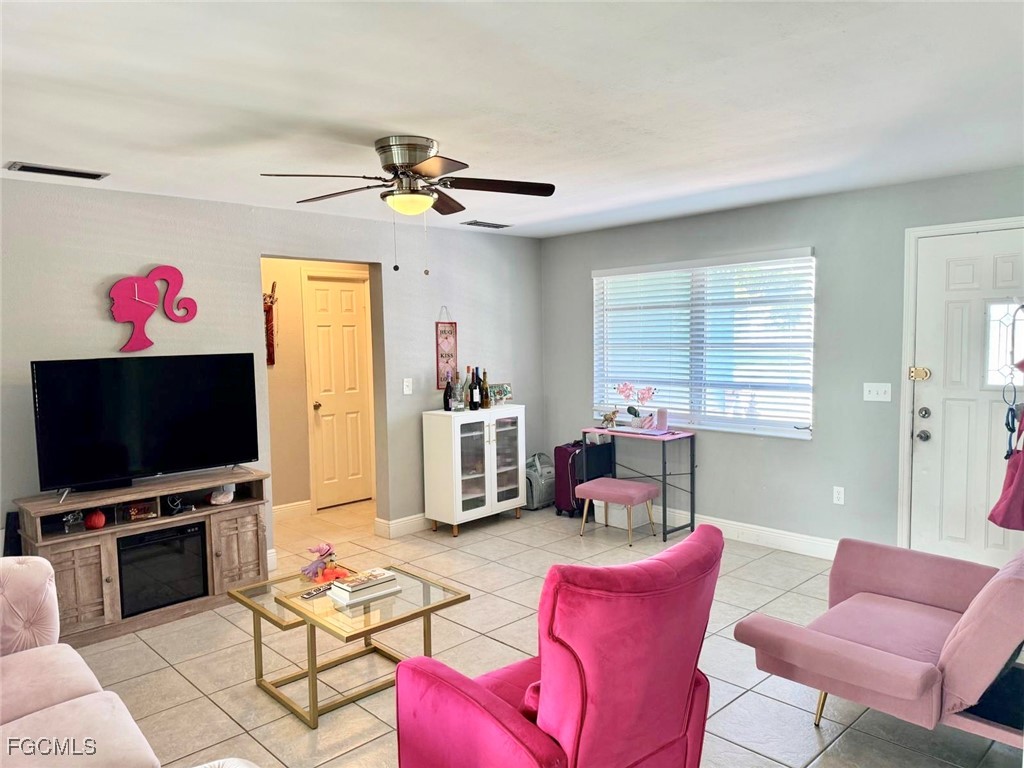 2354 Gorham Avenue Fort Myers FL 33907 2025017316 image5