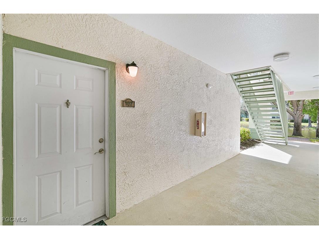 23540 Walden Center Drive #107 Estero FL 34134 2025020258 image2