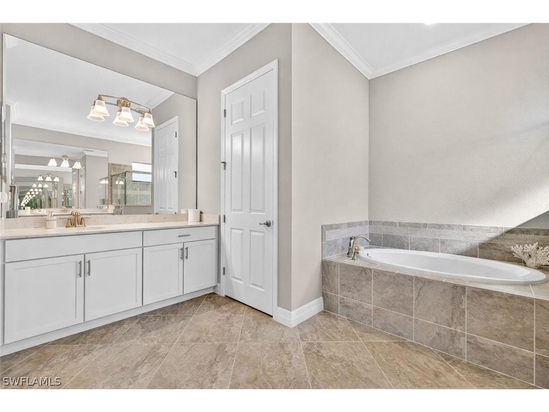 2355 Grenadines Way Naples FL 34120 226005591 image15