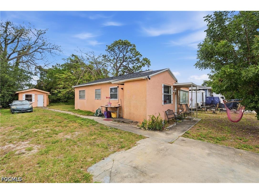 2355 Jeffcott Street Fort Myers FL 33901 2026018429 image7