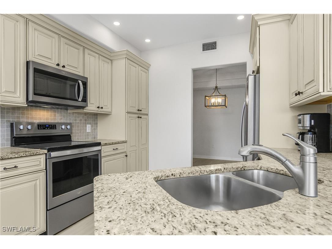 23560 Wisteria Pointe Drive #506 Estero FL 34135 225050020 image6