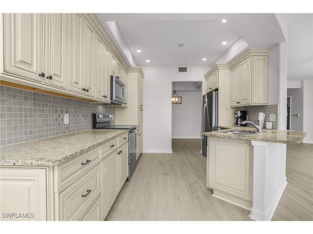 23560 Wisteria Pointe Drive #506 Estero FL 34135 225050020 image8