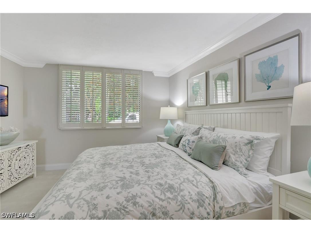 2357 Gulf Shore Boulevard N #107 Naples FL 34103 226022403 image18