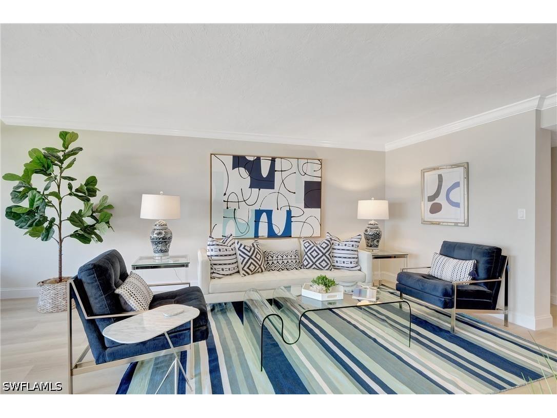 2357 Gulf Shore Boulevard N #107 Naples FL 34103 226022403 image2