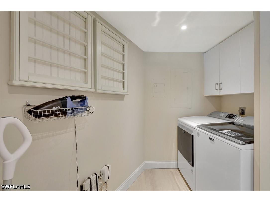 2357 Gulf Shore Boulevard N #107 Naples FL 34103 226022403 image24