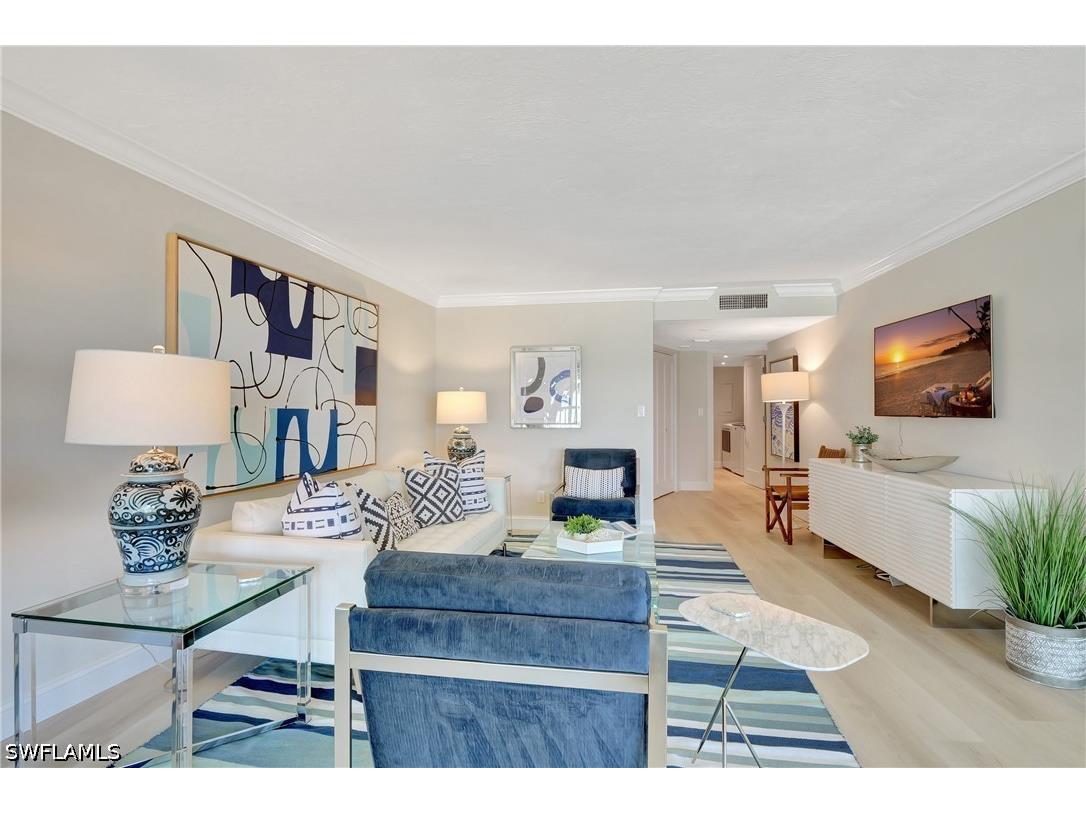 2357 Gulf Shore Boulevard N #107 Naples FL 34103 226022403 image7