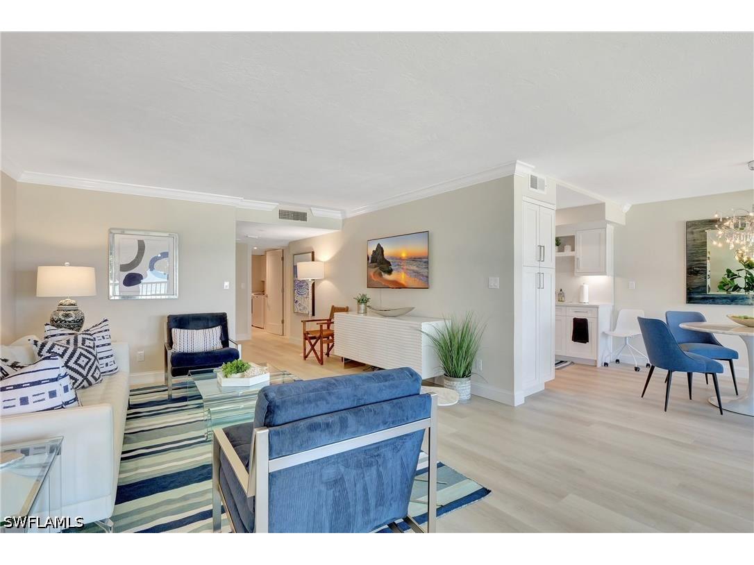 2357 Gulf Shore Boulevard N #107 Naples FL 34103 226022403 image8