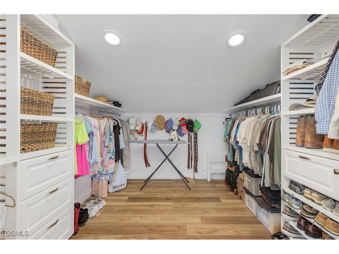 2357 Sapodilla Lane Saint James City FL 33956 2025020584 image36