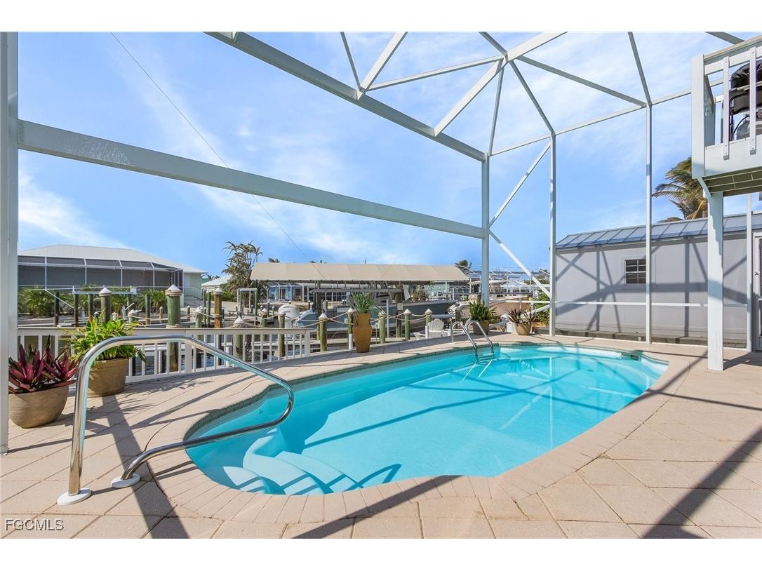 2357 Sapodilla Lane Saint James City FL 33956 2025020584 image41